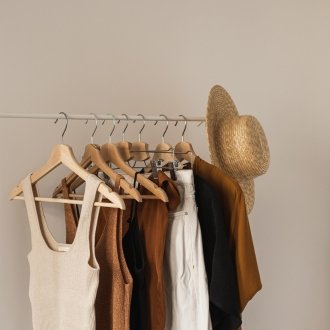 Clothes & Apparel